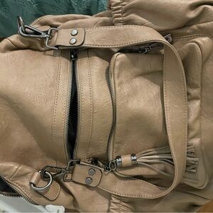 Elegant Tan Leather Women's Bag